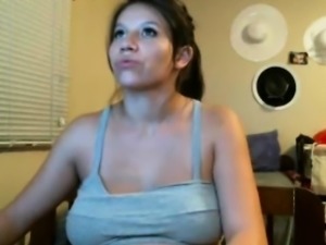 9 Months Pregnant Webcam Girl