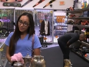 Babe sells her teapot and gets pounded at the pawnshop