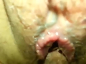 Mature hairy pussy gets creampie