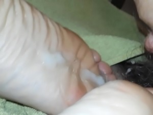 My wife relaxing and cum feet 2