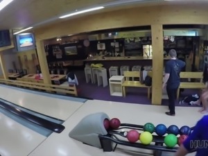 HUNT4K. Sex in a bowling place - I&#039;ve got strike!