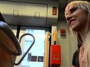Amateur handjob blowjob on public bus