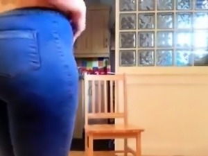 ass is out of control in jeans!
