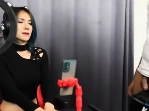 Mhouse Studio : Fuck With Thai Milf During Live Onlyfans