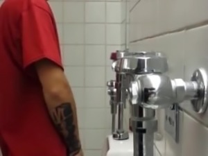 Urinal Spy with face 3