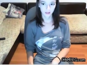 amateur leeyoona flashing boobs on live webcam