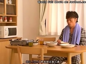 Japanese Housewife Fucking While Cooking
